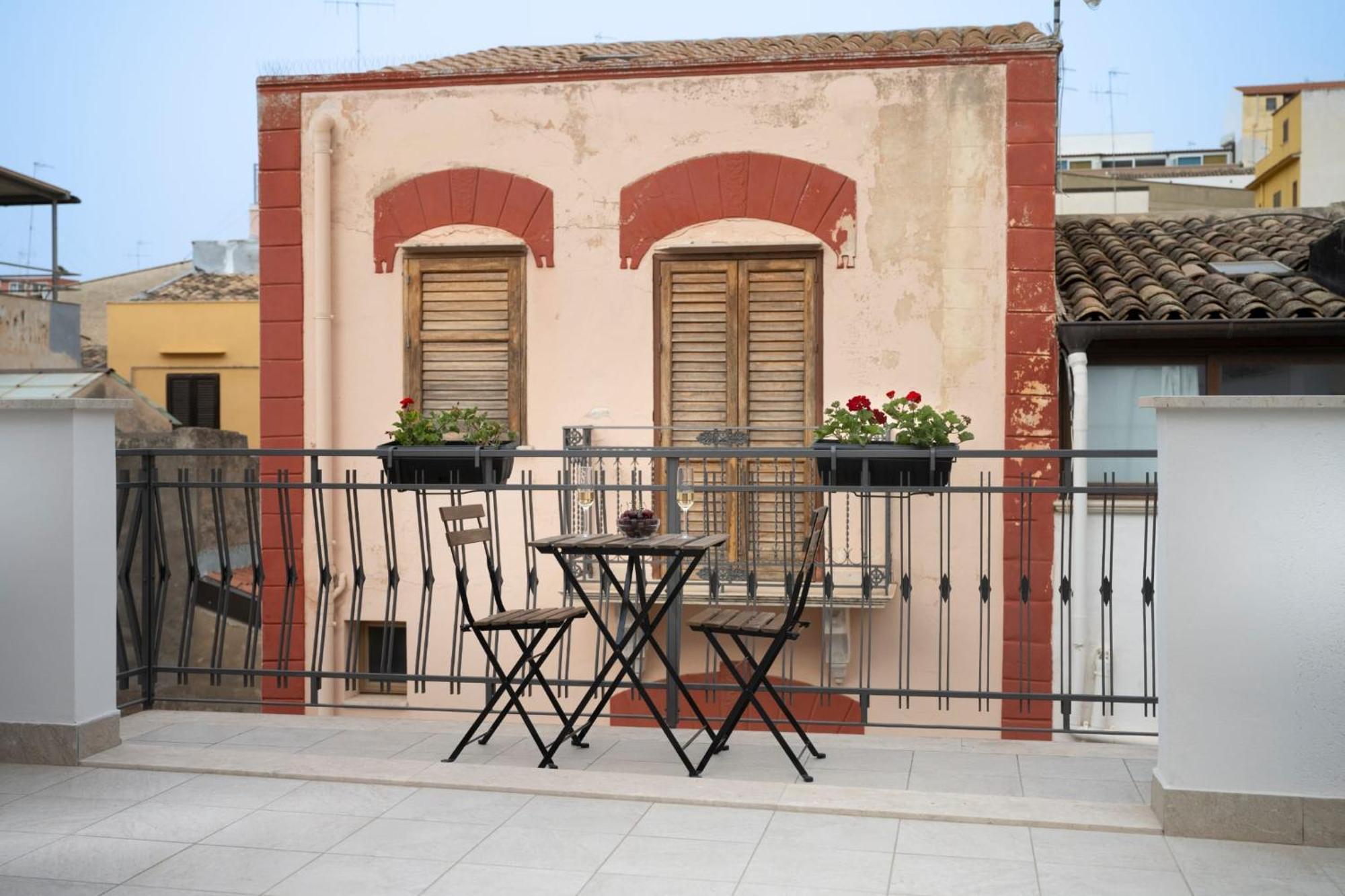 Mameri Central Rooms Castellammare del Golfo Εξωτερικό φωτογραφία