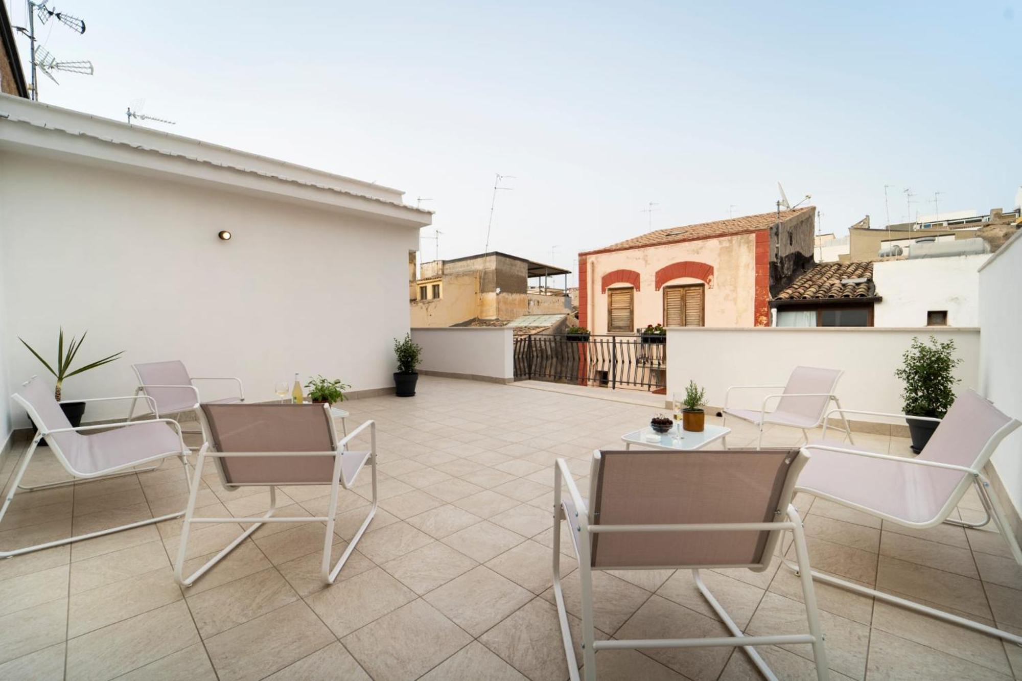 Mameri Central Rooms Castellammare del Golfo Εξωτερικό φωτογραφία